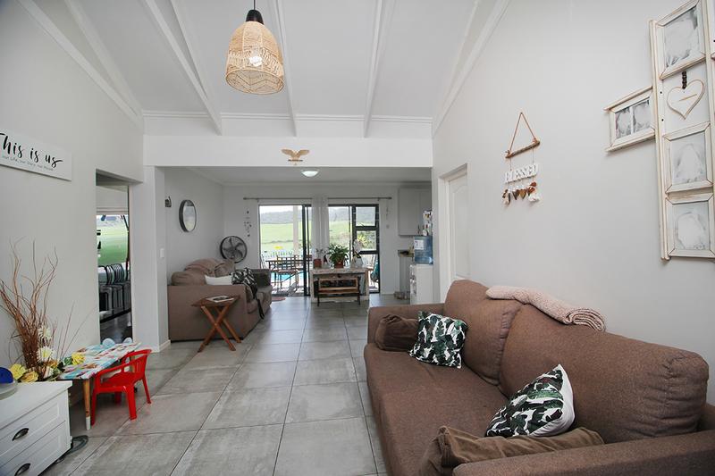 2 Bedroom Property for Sale in Reebok Western Cape